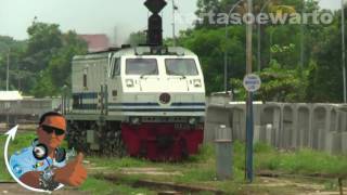 Pembangunan Stasiun Kereta  Cirebon Jawa Barat 2011 Disco [upl. by Aicel826]