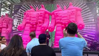 The Flaming Lips Live Giant Pink Robots At the Start of Fight Test Koka Booth Amphitheater Cary NC [upl. by Neelcaj]