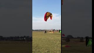 Virus XC2 paramotor landing with Adventure Flexway2 enC glider [upl. by Cardew791]