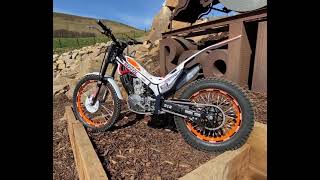 Montesa Repsol Walkaround at Inch Perfect Trials [upl. by Ycat]