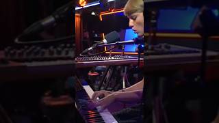 Taylor Swift Sings Riptide taylorswiftsongs music [upl. by Tinaret872]