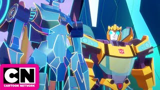 Thunderhowl  Transformers Cyberverse  Cartoon Network [upl. by Holub102]