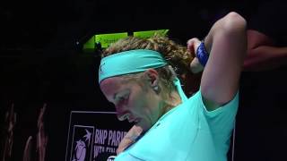 Svetlana Kuznetsova Cuts Hair MidMatch  2016 WTA Finals Singapore [upl. by Nicoline]