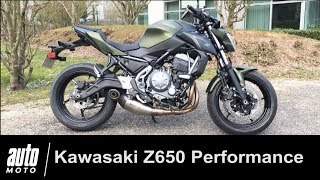 Kawasaki Z650 Performance Akrapovic ESSAI AutoMotocom [upl. by Furlani]