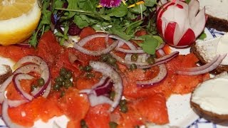 Saumon Gravlax [upl. by Ahseikram]