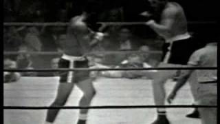 Floyd Patterson vs Ingemar Johansson III  March 13 1961  Entire fight  Rounds 1  6 amp Interview [upl. by Tilla]