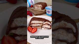 SEMIFREDDO de CHOCOLATE en 1 MINUTO shorts recetas [upl. by Oninotna]