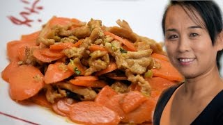 Chinese Sautéed Pork amp Carrot Chinese Style Cooking Recipe [upl. by Aratnahs545]