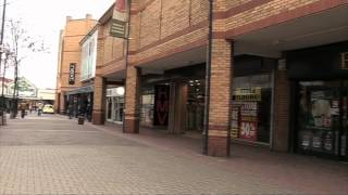 Birkenhead shops hit by recession [upl. by Adlen]