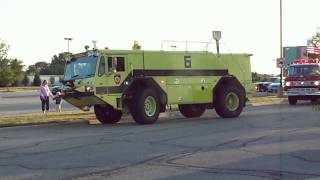 Chicagoland Emergency Vehicle Show Lights and Sirens Parade 832012 Loud [upl. by Huebner]