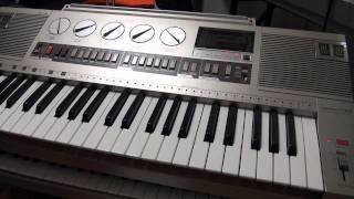 CASIOTONE CT810 quotSir Dukequot [upl. by Alastair36]