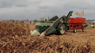 Picking Corn and Combining Soybeans at the Half Century of Progress Show [upl. by Newbill]