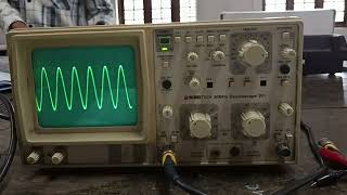 colpitts oscillator 2nd year practical  part 3 [upl. by Giliana]