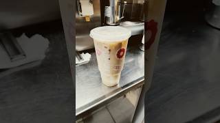 Toasted White Chocolate Iced Latte DunkinDonuts alidunkinart icedlatte icedlatte8400 [upl. by Akiras]