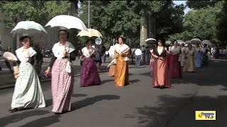 Provence  La fête du Costume en Arles [upl. by Elsworth185]