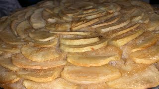 Recette  Tarte aux pommes 🍏 [upl. by Nydnarb529]