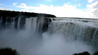 Iguazu Falls  イグアスの滝（アルゼンチン側・悪魔の喉笛） [upl. by Gasser327]