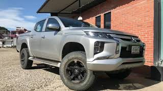 Instalación leveling kit mitsubishi l200 [upl. by Aranaj]