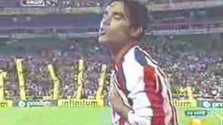 Omar Bravo 1er Gol CHIVAS vs TOLUCA final ida [upl. by Court707]