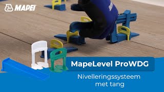 Tegels egaliseren met een nivelleringsysteem met een tang  MapeLevel ProWDG [upl. by Neroled]