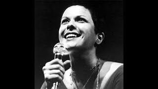 ELIS REGINA │ Delirio en español [upl. by Cartie]