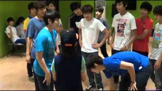 130706 SEVENTEEN TV Competition to eat with Seungchul  Jihoons crazy high notes [upl. by Roderich]