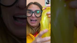 Salvo e Giorgia Mangiano solo cibo del colore del nostro slime con i nostri amici shorts [upl. by Mini]