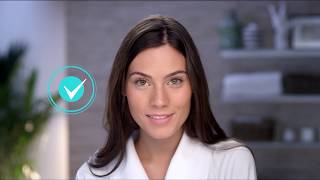 How to Insert DAILIES® AquaComfort Plus® Contact Lenses [upl. by Zaccaria505]