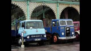 Old commercial vehicles London to Brighton Rally May 2 2010 [upl. by Jaquenetta]