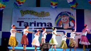 SOLO DE KIRPA JOROPIANDOLO CON ALUMNAS DE LA ESC DE BAILE DE JOROPO LLANERO [upl. by Atinahs]