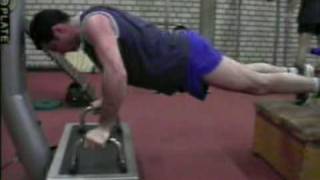 Vibration Training 40 Hz 4 mm Amplitude SIDE view Push up with Dr Yossi Haleva on the POWER PLATE 01 [upl. by Humfrey]