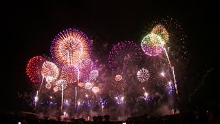 HD 世界一美しい日本の花火大会 Amazing the most beautiful Japanese fireworks in the World はなび Hanabi [upl. by Ahsiel]