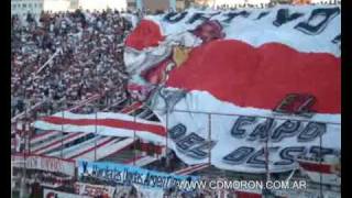 Hinchada de Deportivo Morón  CDMORONcomar [upl. by Ahsenra]