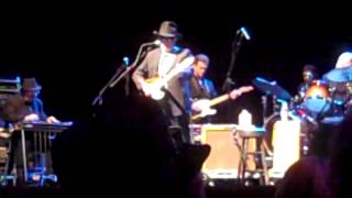 Merle Haggard  If We Make it Through December Live 100514 [upl. by Cataldo720]