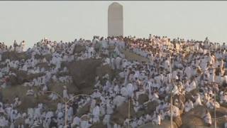 Pellegrinaggio alla Mecca i fedeli sul monte Arafa [upl. by Leonora]