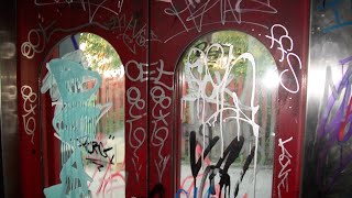 Vandalized 1985 Lifton hydraulic elevator mod by KONE  Hellerup Train Station Denmark [upl. by Yseulte]