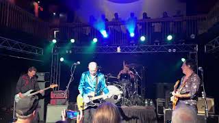 Hoodoo Gurus playing What’s My Scene at Jergel’s in Warrendale near Pittsburgh on 16 September 2024 [upl. by Calle]