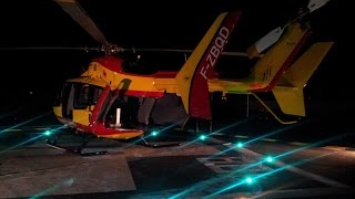 Paris  un hélicoptère EC 145 de la Sécurité Civile à la Salpétrière [upl. by Minda570]