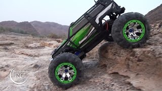 The Amazing Traxxas SUMMIT 110 Crawling [upl. by Linskey]