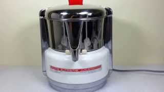 ACME Supreme Juicerator Model 6001  Juicer [upl. by Ahoufe]