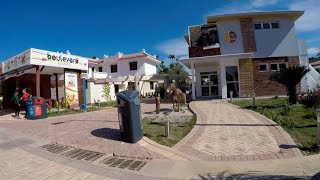 Esto parece un pueblo americano dentro de Cuba Me impactó este lugar 🔴EN VIVO Boulevard de Varadero [upl. by Neelyt]