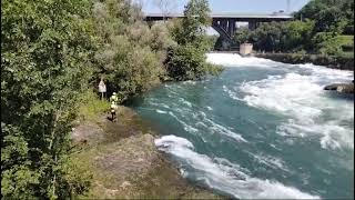 Operaio bergamasco cade nellAdda soccorsi in azione [upl. by Rihat830]