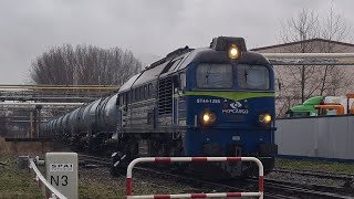 ST441256 z cysternami zakładów tłuszczowych z Kruszwicy Przejazd Kolejowy Fabryczna Inowrocław [upl. by Maice]