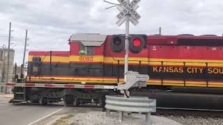 KCS LL60 passing through Reserve LA and Garyville  LA [upl. by Tartaglia]