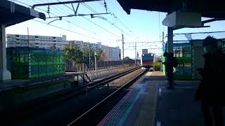 【警笛付き‼】E233系京葉線到着‼Arrival at Keiyo Line [upl. by Zsa Zsa]