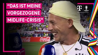 Felix Lobrecht lässt Robin Gosens Tränen lachen  UEFA EURO 2024  MAGENTA TV [upl. by Anoyet]