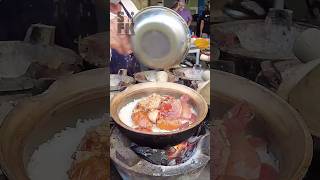 Must try Legendary Claypot Chicken Rice in Kuala Lumpur Malaysia streetfood streetfoodking [upl. by Nodnrb]