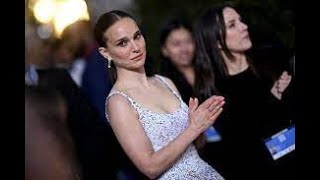 Natalie Portman installée à Paris ce qu’elle dit à la télé américaine sur les Français est juste [upl. by Ennirak]