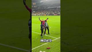 Un portiere contro uno stadio shorts [upl. by Eilac22]