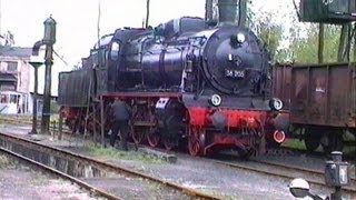 Dampflok 38 205 im Bw AltenburgThüringen  DR 1992  Steam Train [upl. by Nyleda]